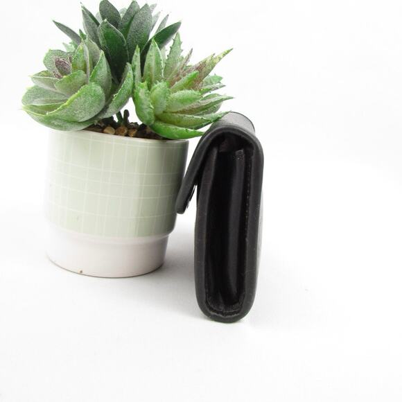 Coach Vintage Black Leather Wallet - Picture 5 of 7